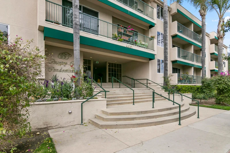 4501 Cedros #305, Sherman Oaks, CA 91403