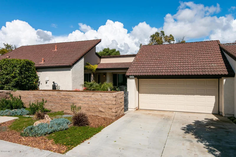 10449 Corvallis, Ventura, CA 93004