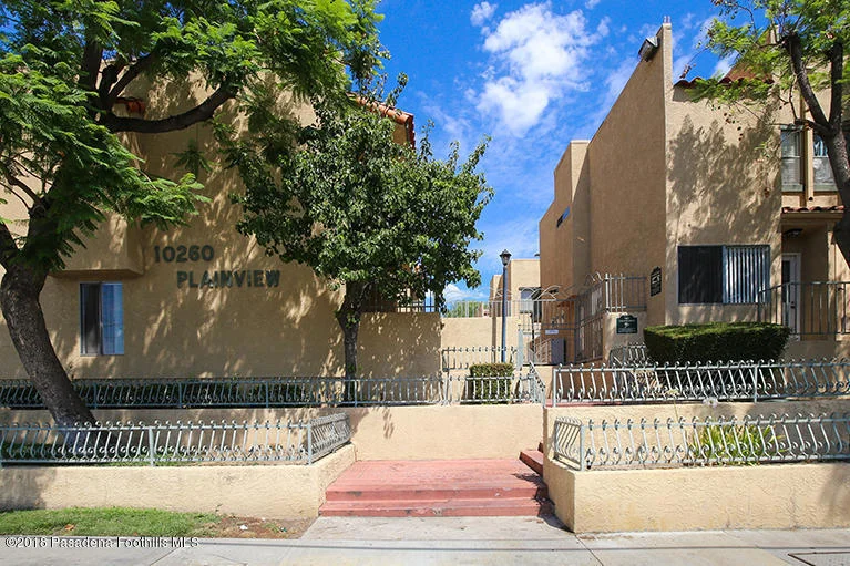 10260 Plainview Ave. 38, Tujunga, CA 91042