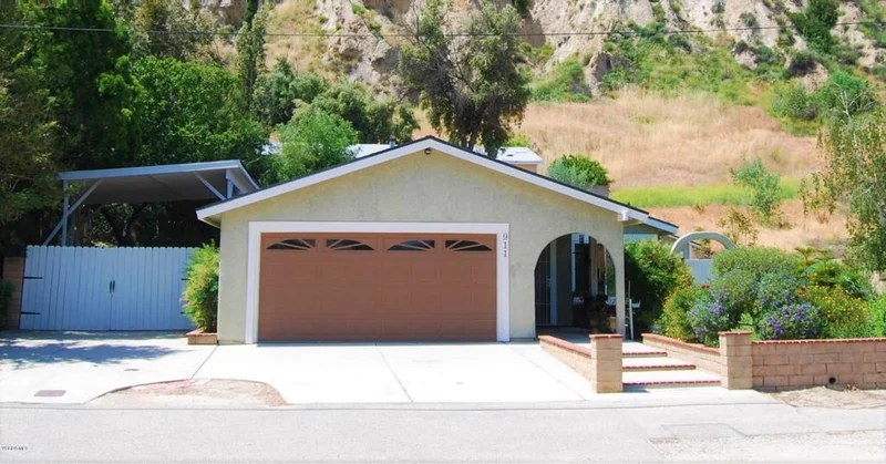911 Main, Piru, CA 93040