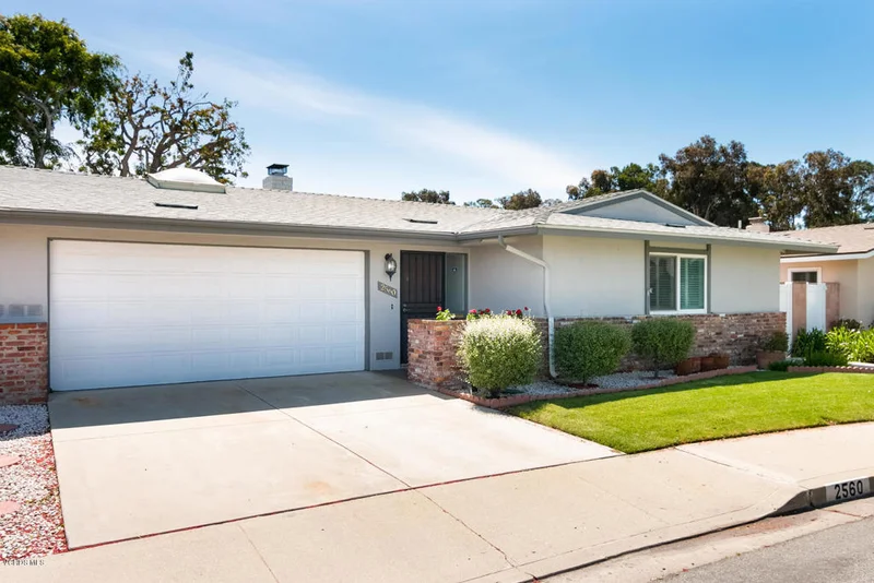 2560 Neptune, Port Hueneme, CA 93041