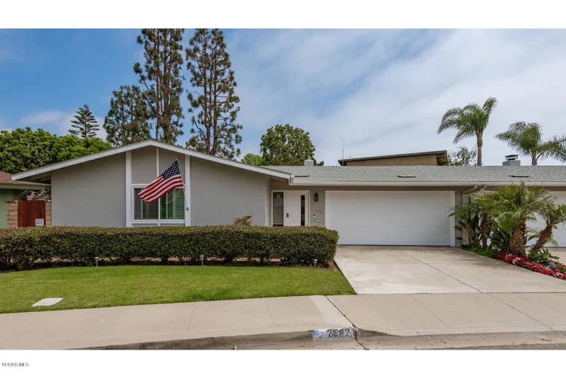 2582 Neptune, Port Hueneme, CA 93041