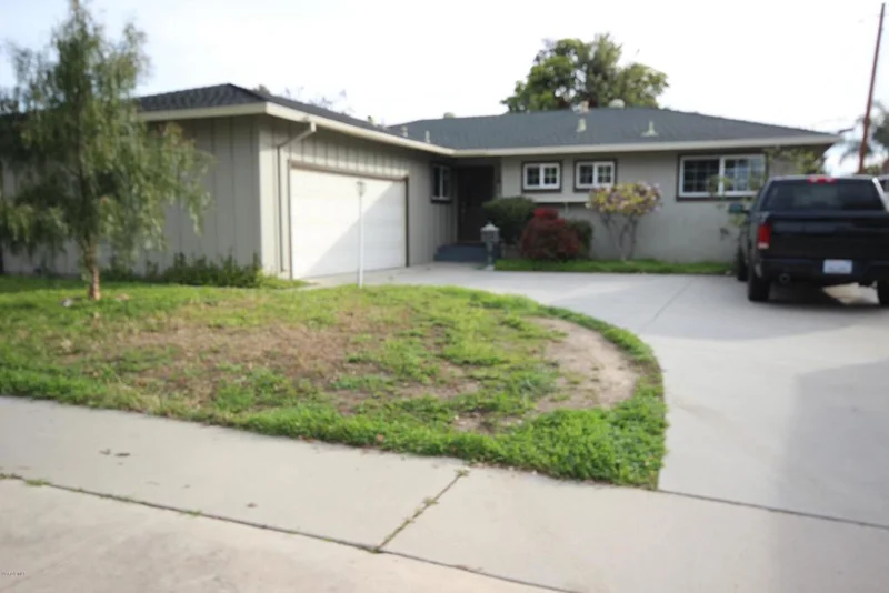56 Hunter, Ventura, CA 93003