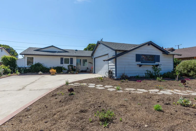 45 Hastings, Ventura, CA 93003