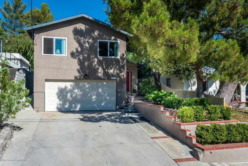 10166 Covert, Tujunga, CA 91042