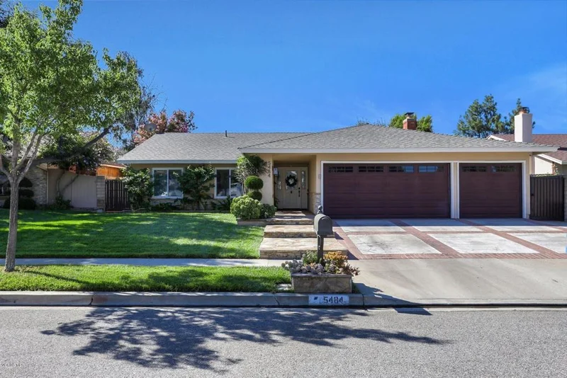 5484 Geoffrey, Simi Valley, CA 93063