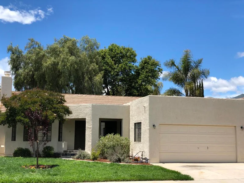 11835 Mirror Lake, Ojai, CA 93023