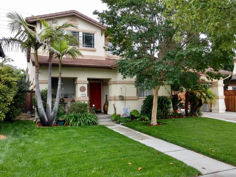 7674 Eisenhower, Ventura, CA 93003