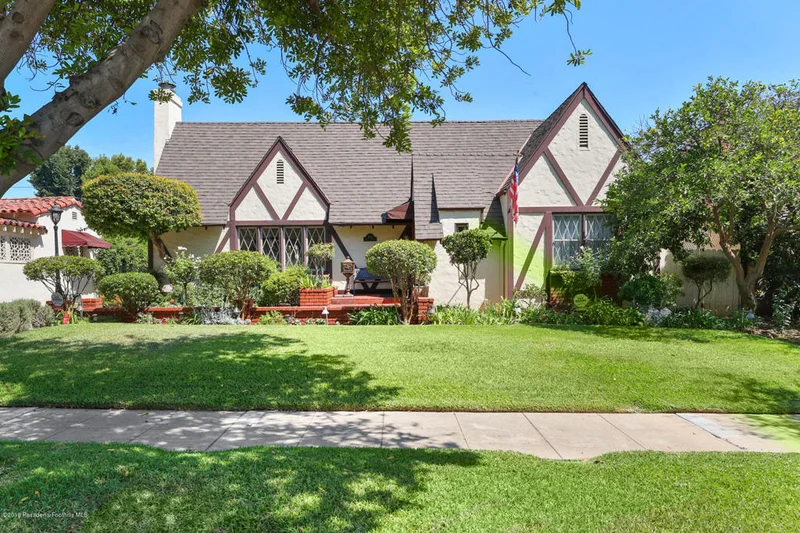 1868 Palmas, San Marino, CA 91108
