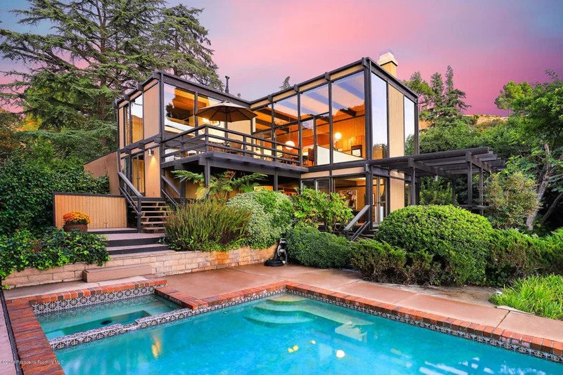 5521 Alta Canyada, La Canada Flintridge, CA 91011