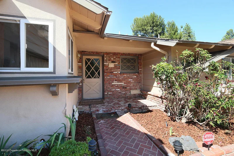 6265 Altura, La Crescenta, CA 91214