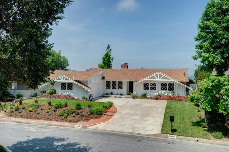 5555 Stardust, La Canada Flintridge, CA 91011
