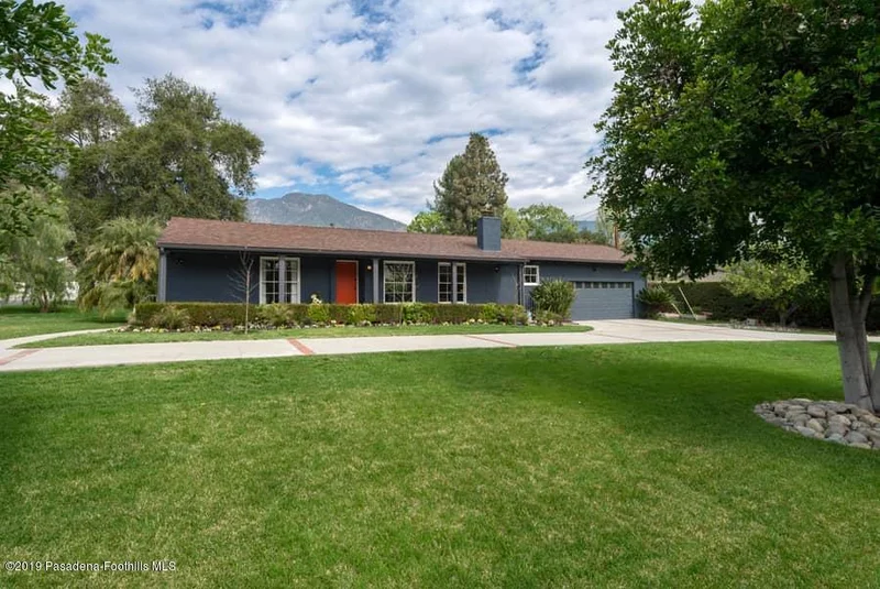 521 Orange Grove, Sierra Madre, CA 91024
