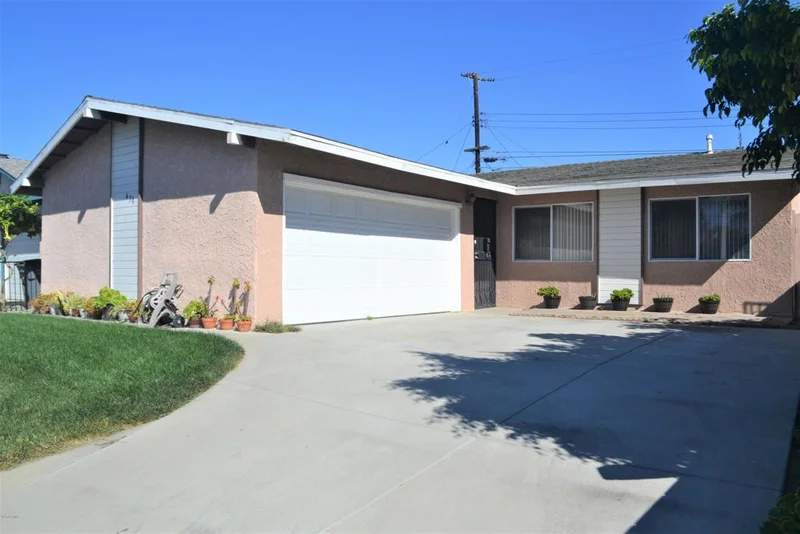 430 Gibralter, Oxnard, CA 93030