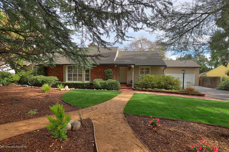 4556 Vineta, La Canada Flintridge, CA 91011