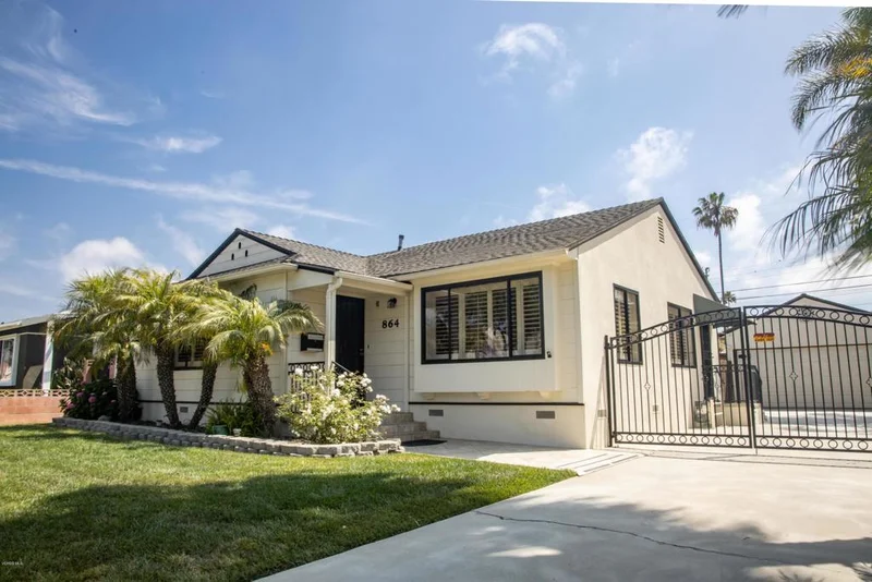 864 Arbor, Ventura, CA 93003