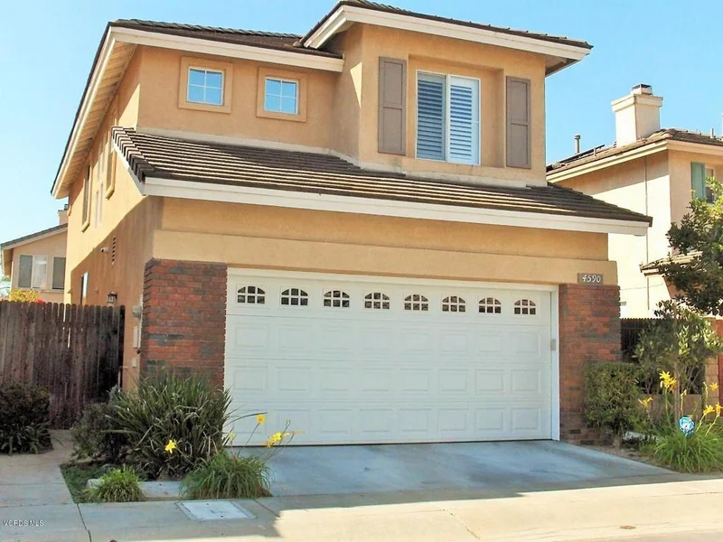4590 Del Rayo, Camarillo, CA 93012