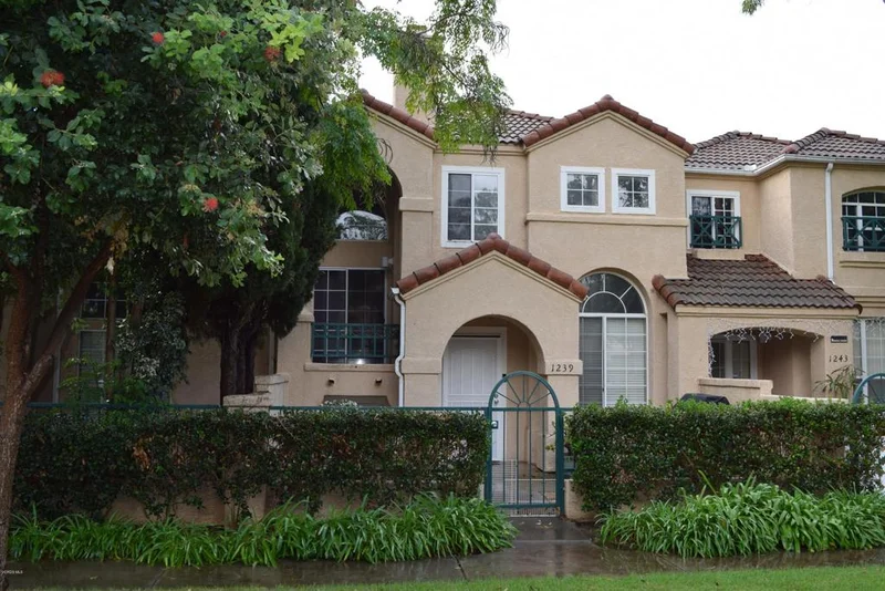 1239 Lost Point #204, Oxnard, CA 93030