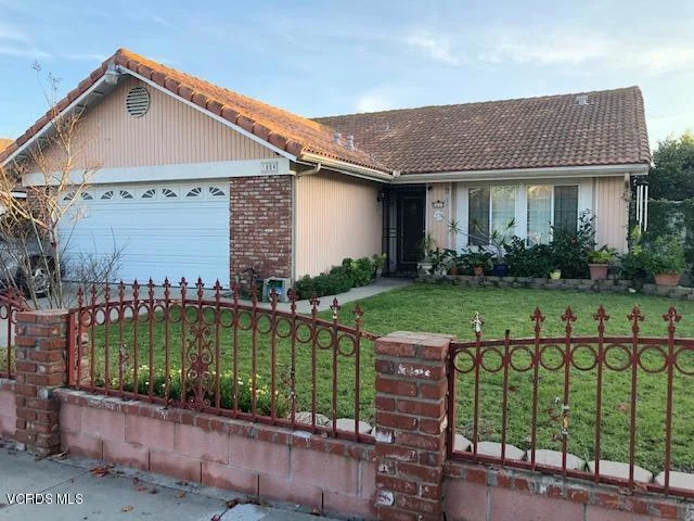 1864 San Mateo, Oxnard, CA 93033