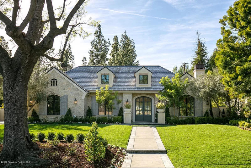 4621 Vineta, La Canada Flintridge, CA 91011