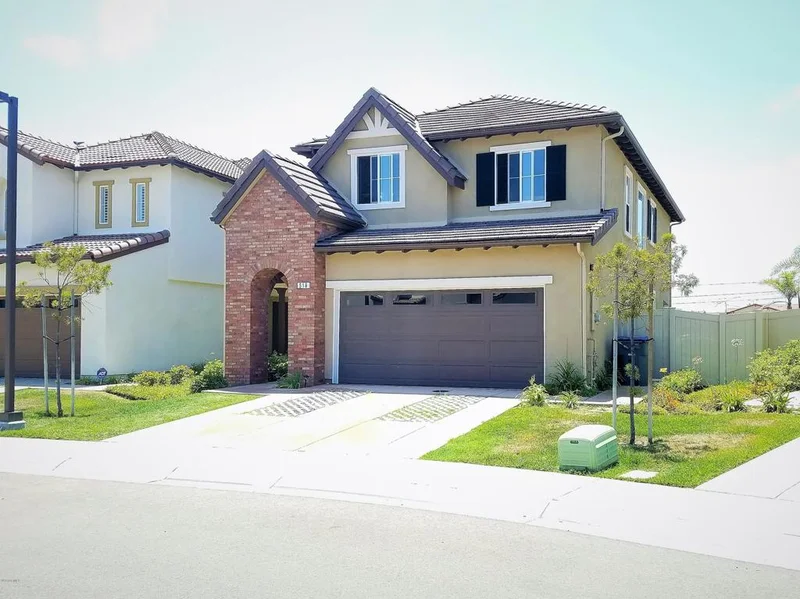 518 Field, Oxnard, CA 93033