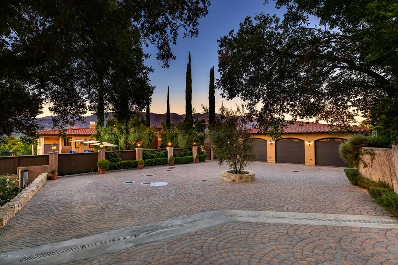 523 Inverness, La Canada Flintridge, CA 91011