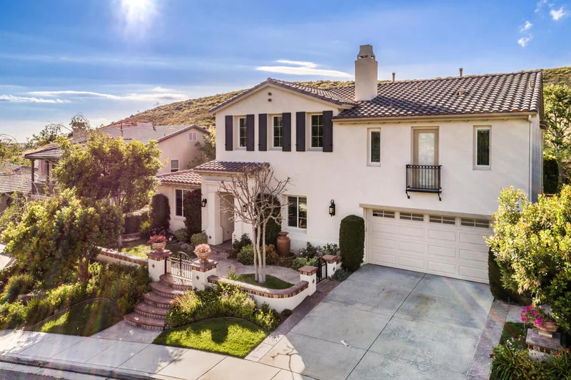 2279 Silverstar, Simi Valley, CA 93065