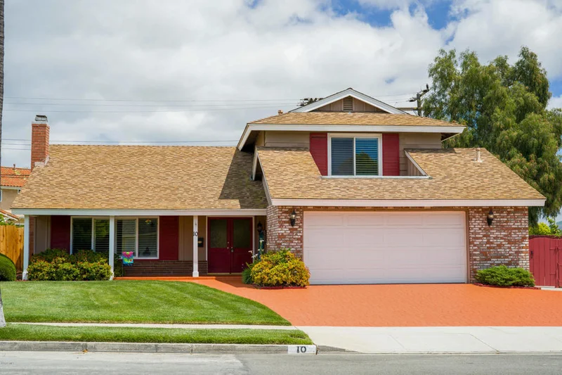 10 Glenbrook, Camarillo, CA 93010