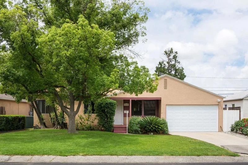 10345 Odell, Sunland, CA 91040