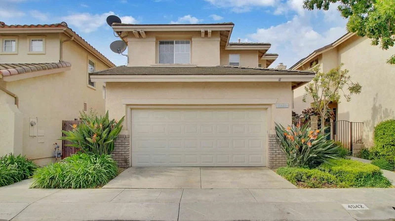 4542 Del Rayo, Camarillo, CA 93012