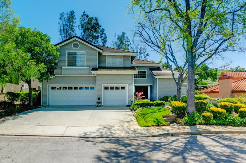 11868 Silver Crest, Moorpark, CA 93021