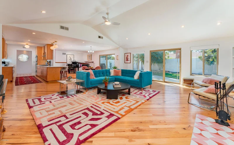 103 San Benito, Ventura, CA 93004