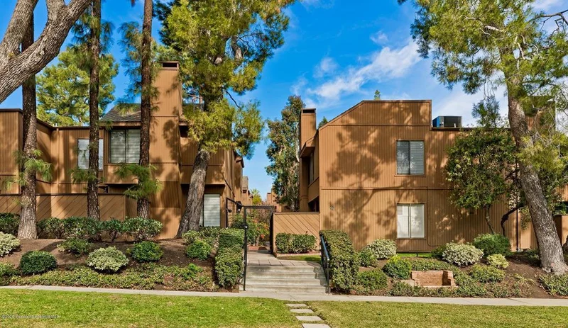 100 Hurlbut #12, Pasadena, CA 91105