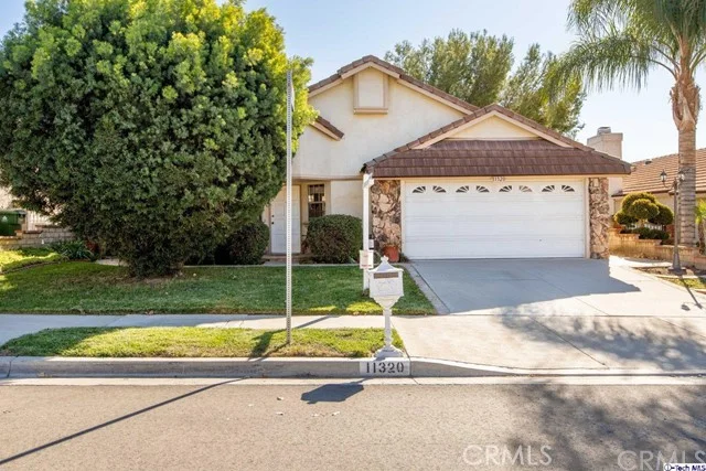 11320 Garber, Lakeview Terrace, CA 91342