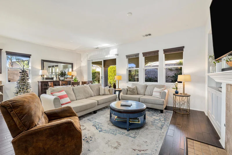 43300 Arizona, Palm Desert, CA 92211