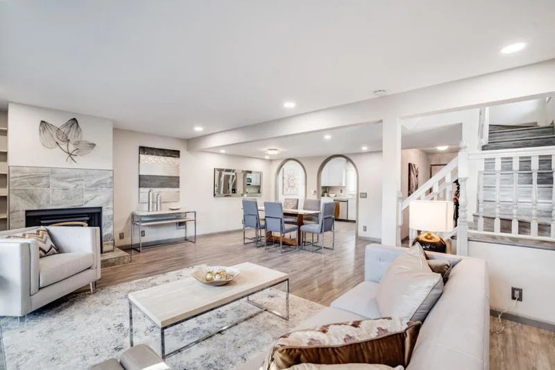 2274 Almaden, San Jose, CA 95125