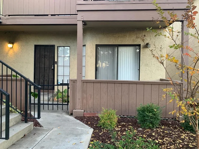 43 Kenbrook, San Jose, CA 95111