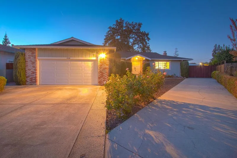 1860 Palm, Redwood City, CA 94061
