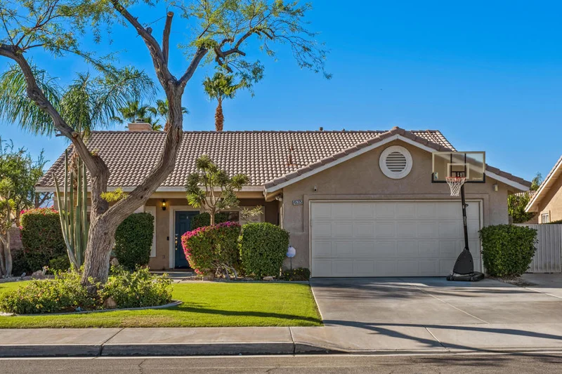 45325 Birchcrest, La Quinta, CA 92253