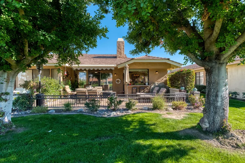 297 San Vicente, Palm Desert, CA 92260