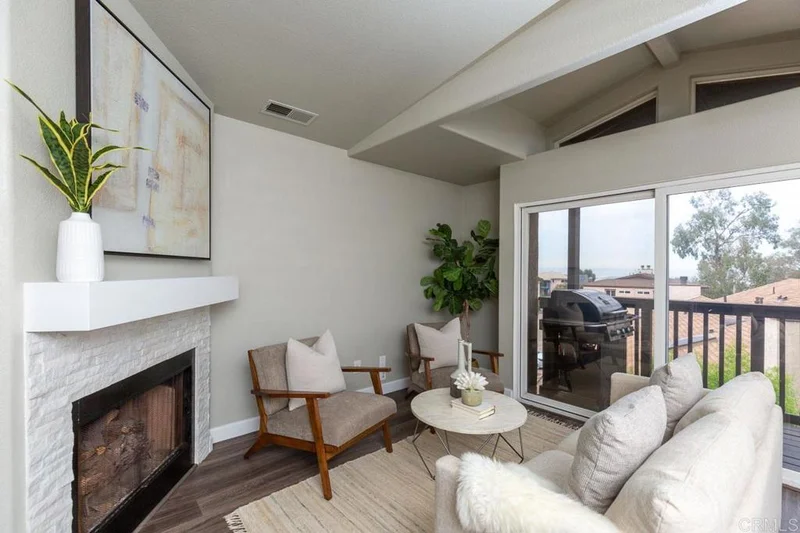 2539 Horton, San Diego, CA 92101
