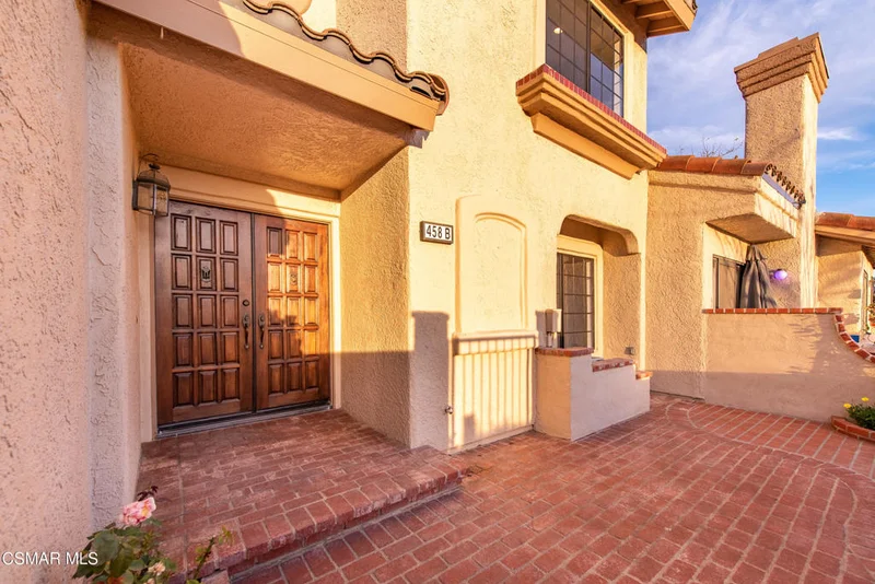 458 Country Club #B, Simi Valley, CA 93065