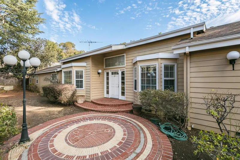 4287 Miranda, Palo Alto, CA 94306