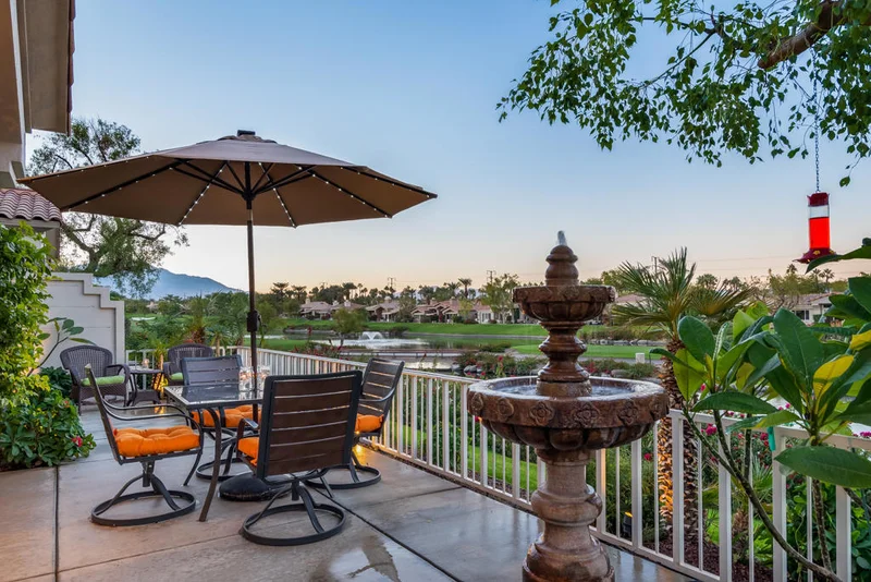 882 Red Arrow, Palm Desert, CA 92211