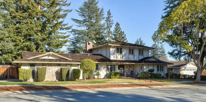 421 Raquel, Los Altos, CA 94022