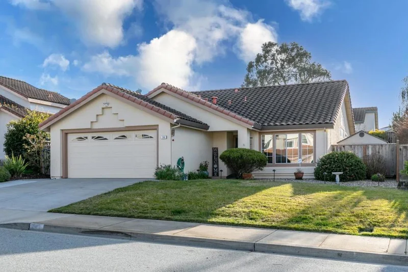 296 Costa Del Mar, Marina, CA 93933