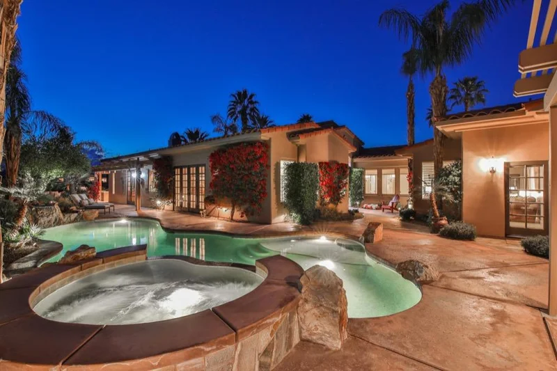 779 Mesa Grande, Palm Desert, CA 92211