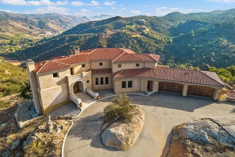 10363 Hidden Meadows, Escondido, CA 92026
