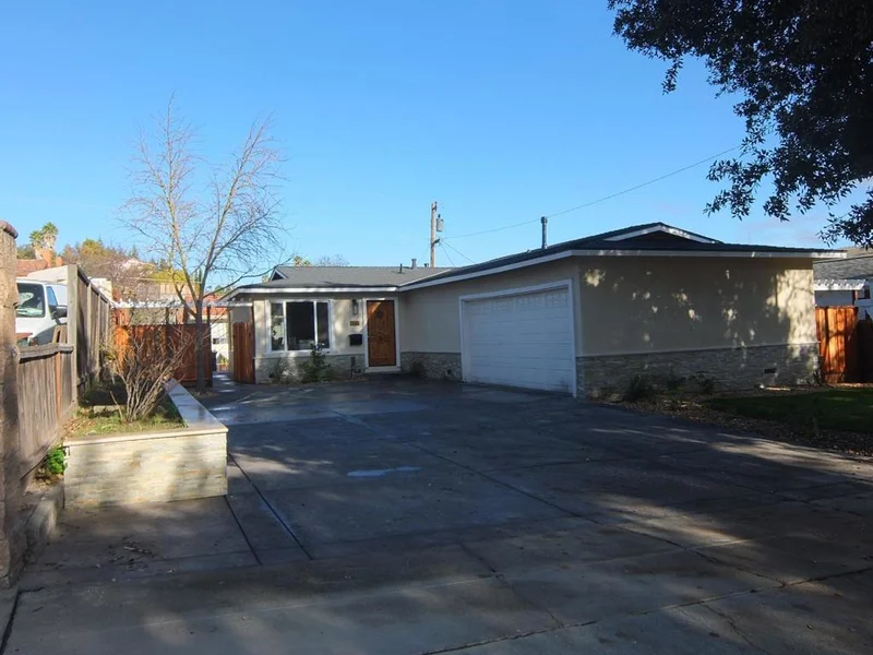 633 Blom, San Jose, CA 95111