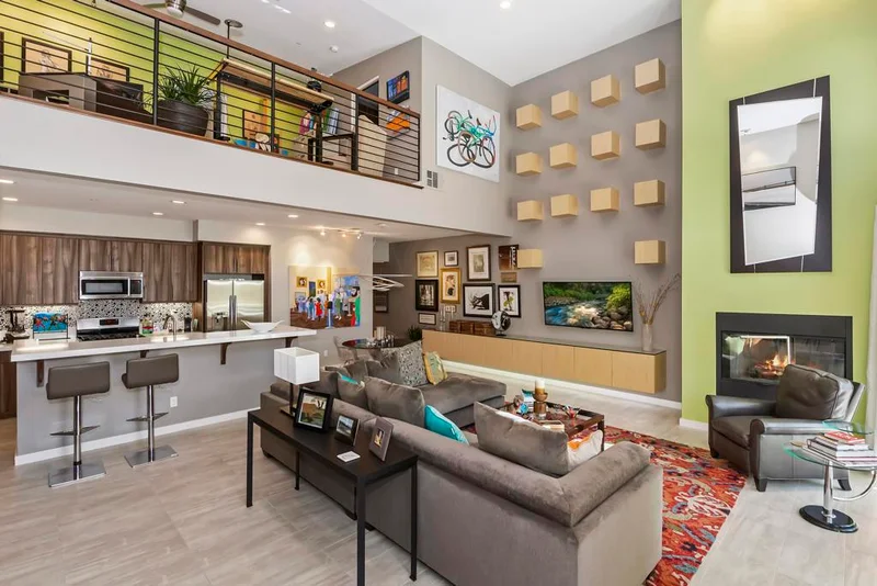 905 Oceo Circle North, Palm Springs, CA 92264